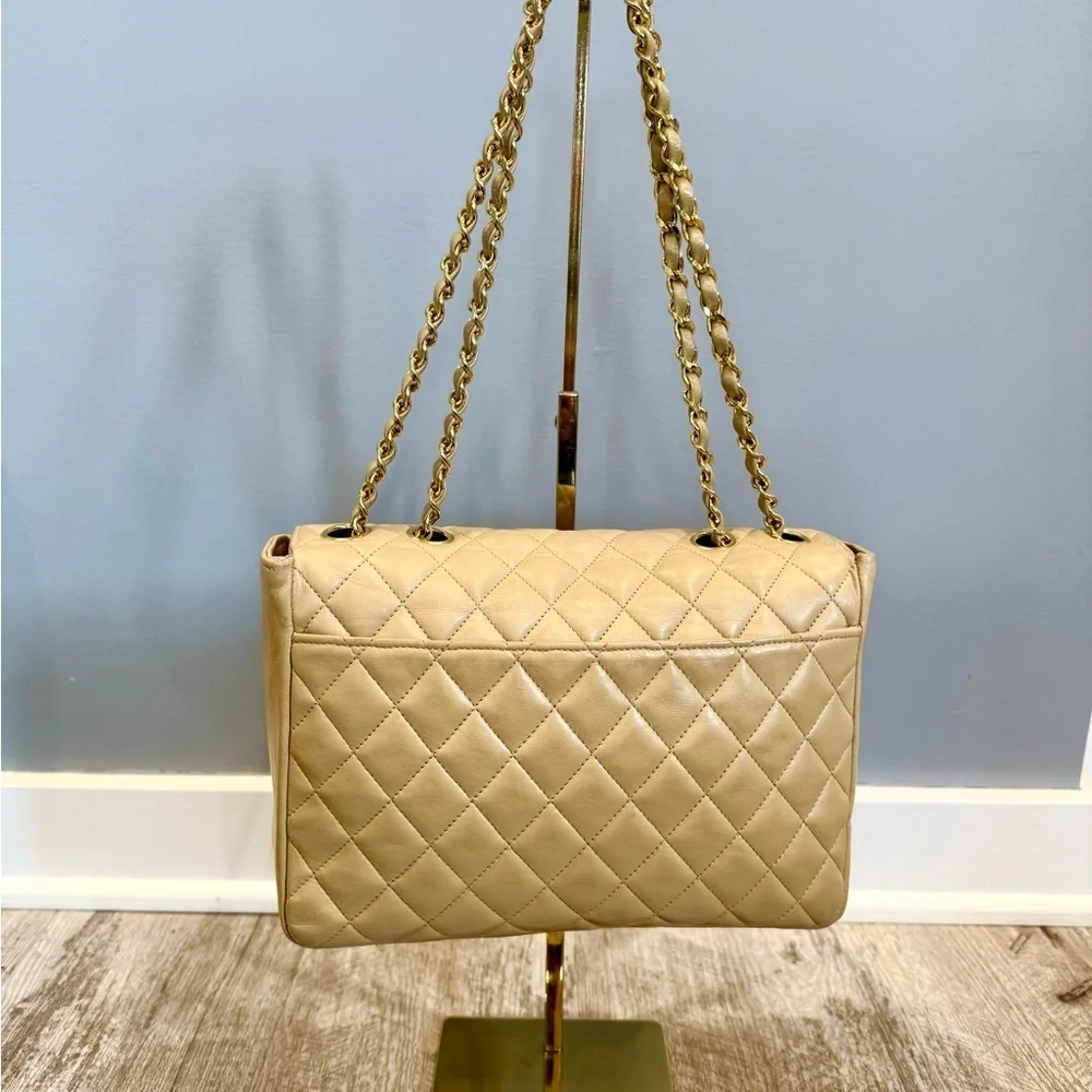 *RARE* Vintage Chanel Flap Bag, 24krt gold plated (Coco trademark relaunch)